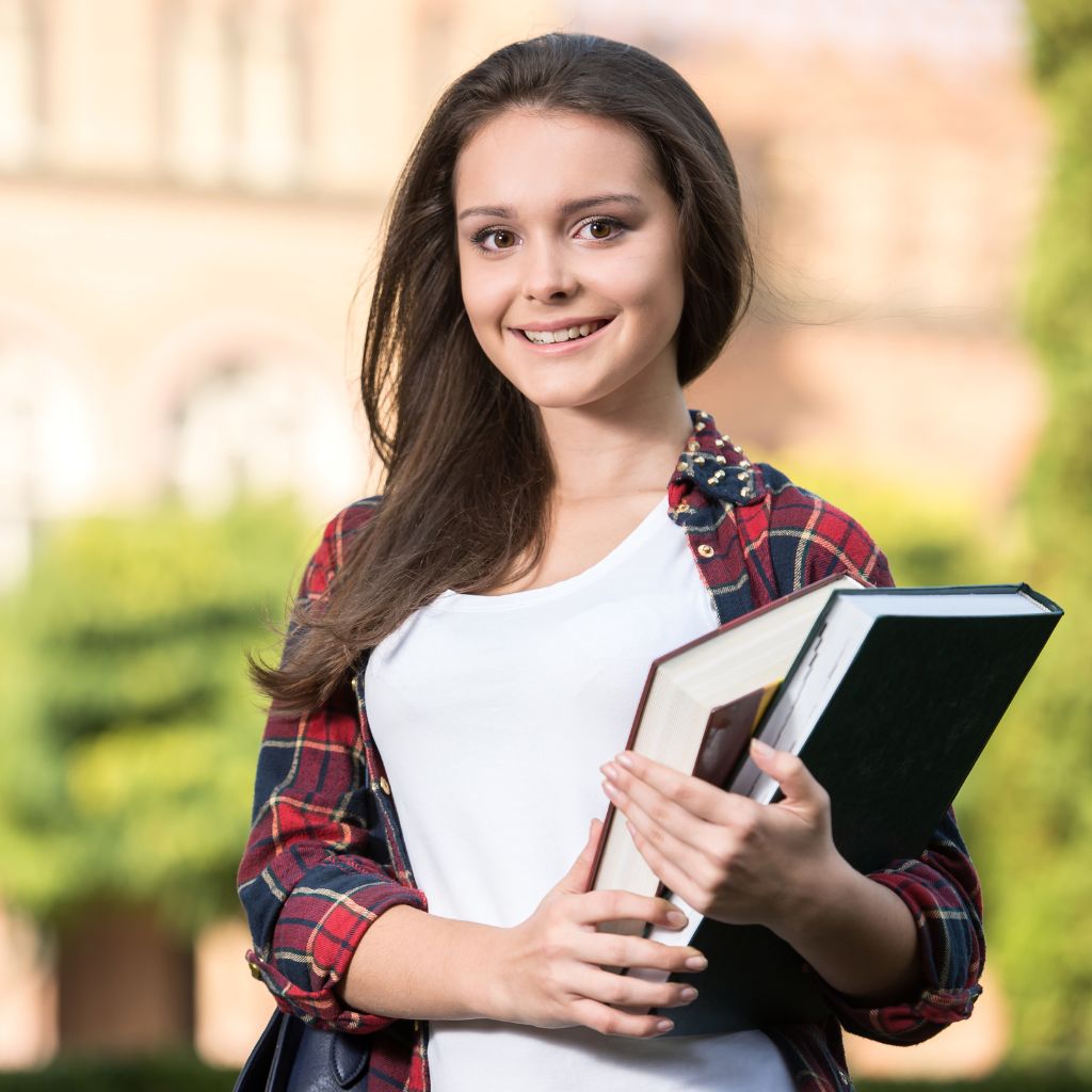 10 Melhores Colégios no Vale do Ribeira (SP) 13 10 Melhores Colégios no Vale do Ribeira (SP)